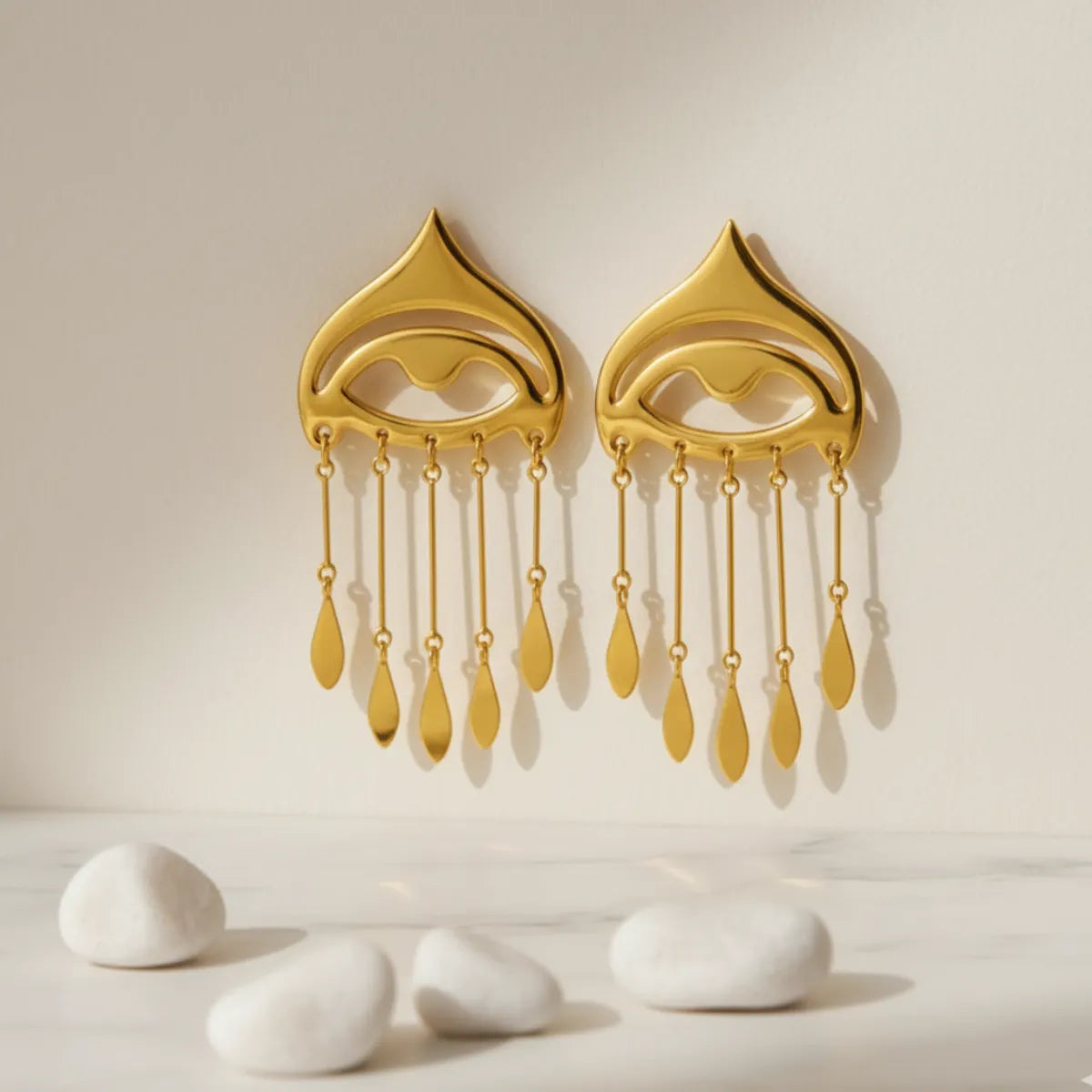 Temple earrings image 4 80%