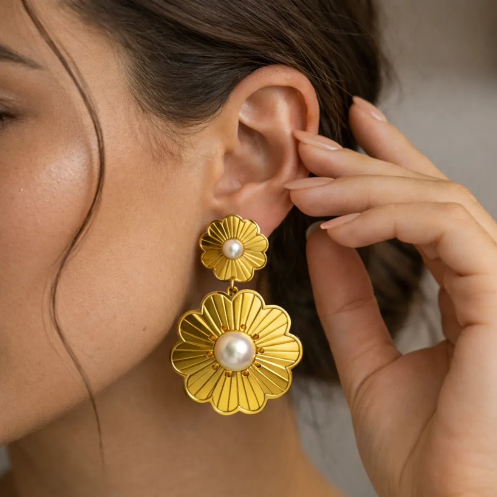 Sasha Pearl Statement Earrings (1)