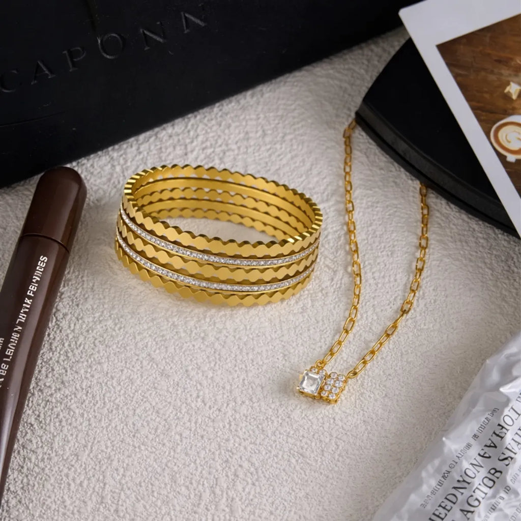 Lily Bangle Bracelet– 18K Gold Plated