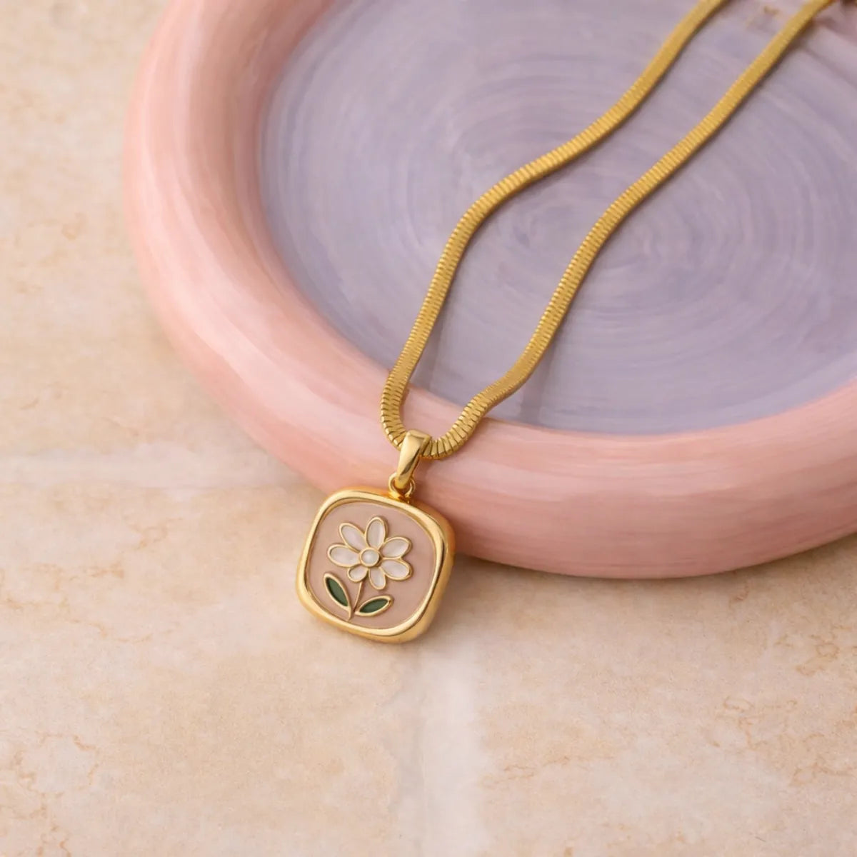 lulu necklace