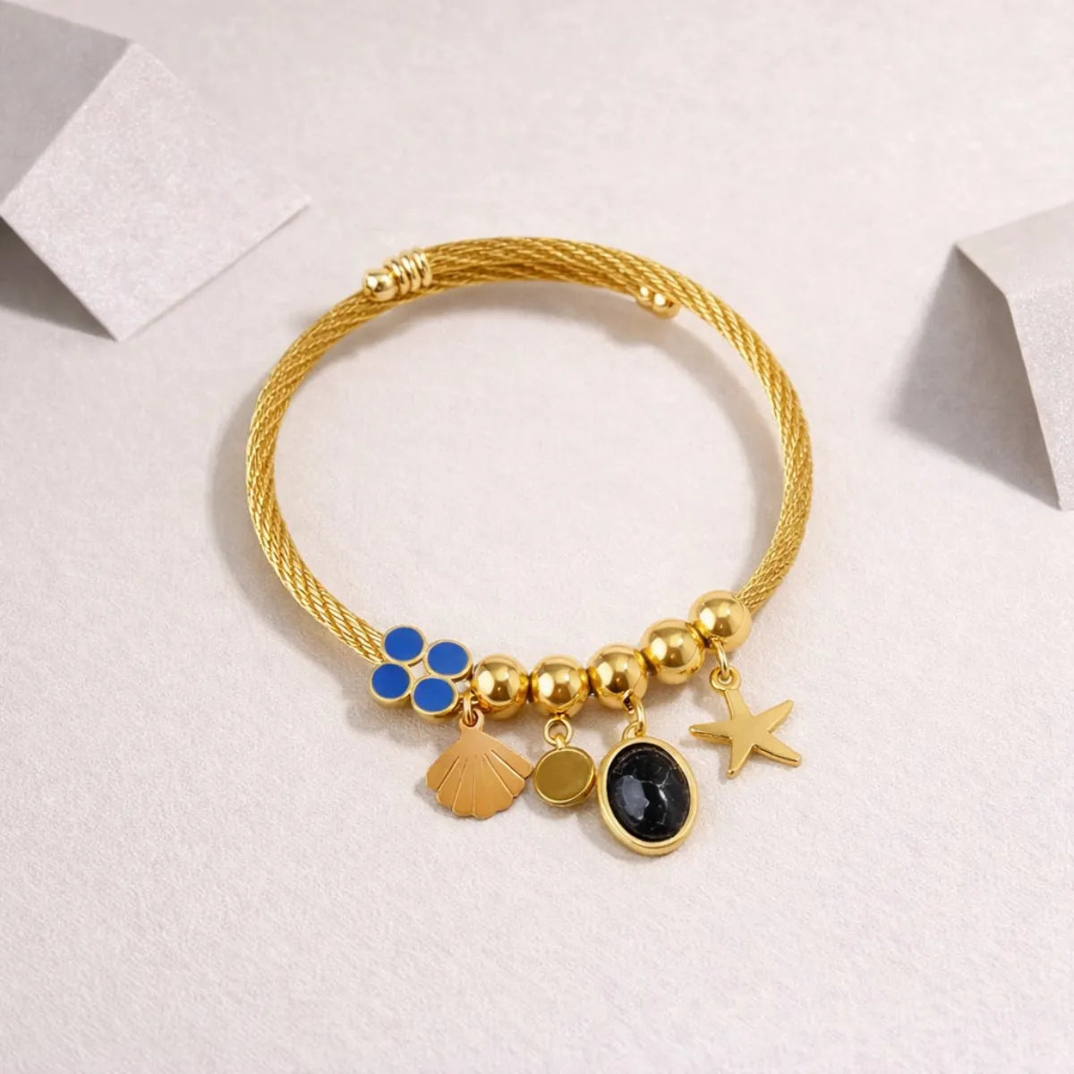 Zelda Luxe Natural Stone Charm Bracelet– 18K Gold Plated