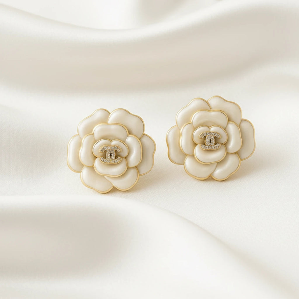Luxury Flora Earrings image 3 90%