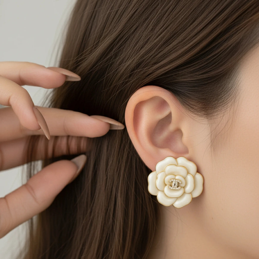 Luxury Flora Earrings model 90%