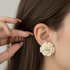 Luxury Flora Earrings model 90%