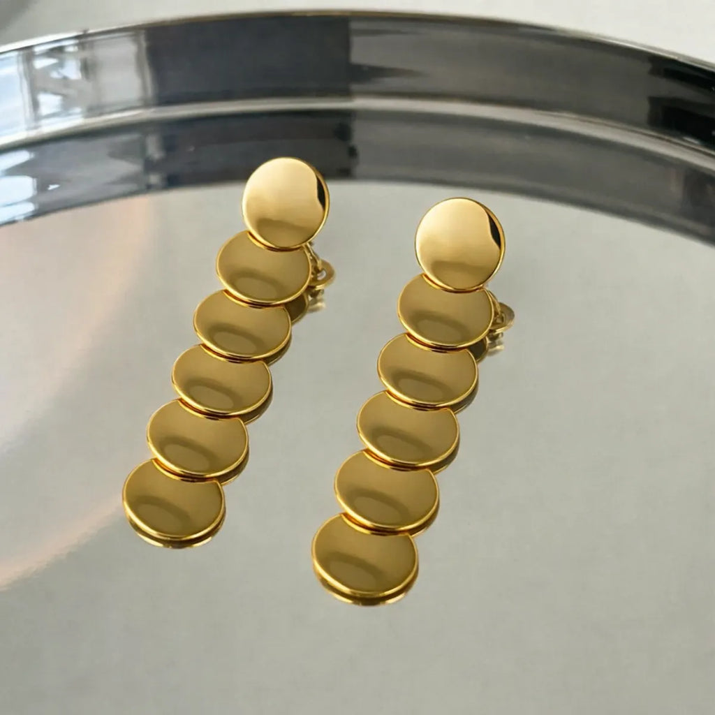 Daisy Dangle Earrings (1)