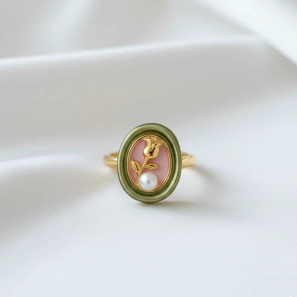 Olly ring image 2 75%