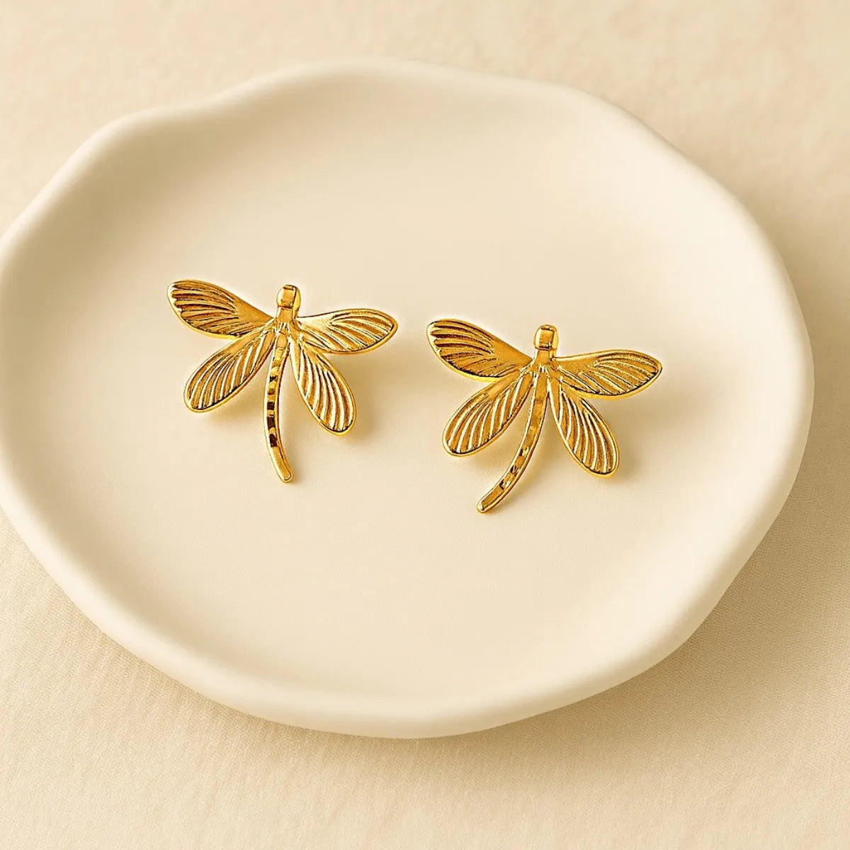 Dragonfly earring picsart 80%