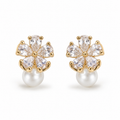 Daisy Pearl Earrings