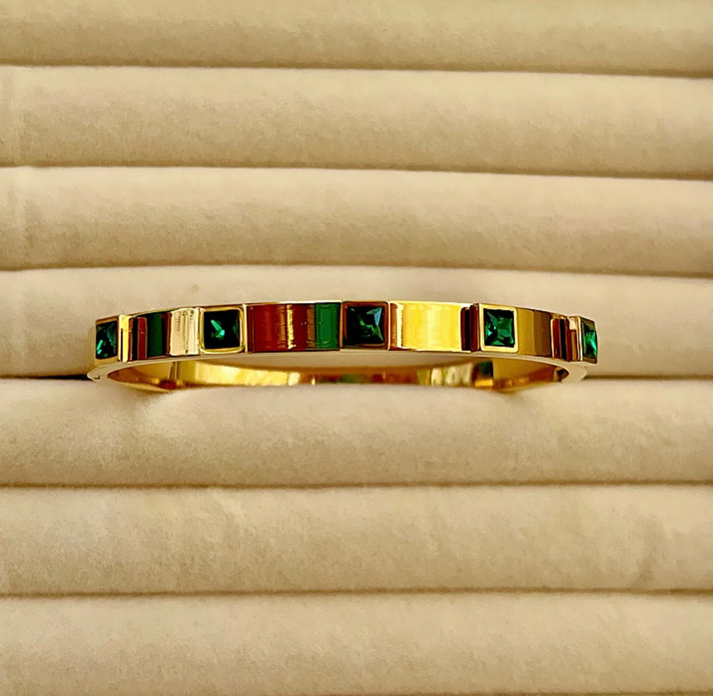 Classic Emerald Bracelet