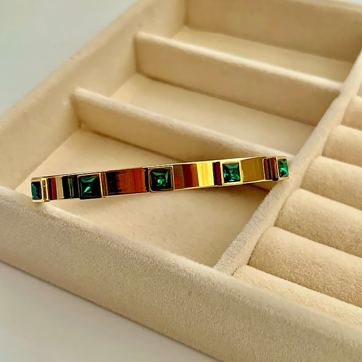 Classic Emerald Bracelet