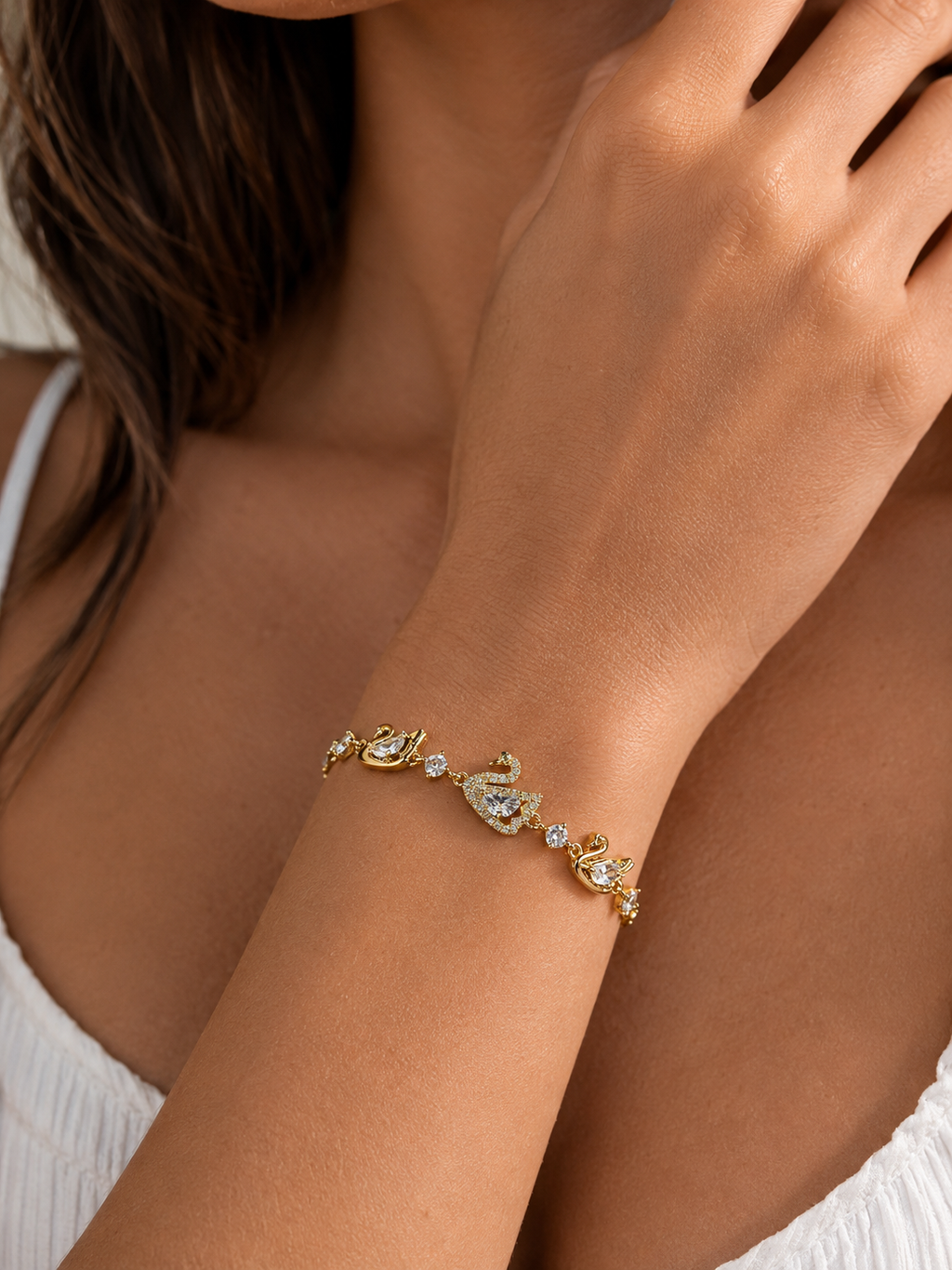 Swan Pull Up Bracelet