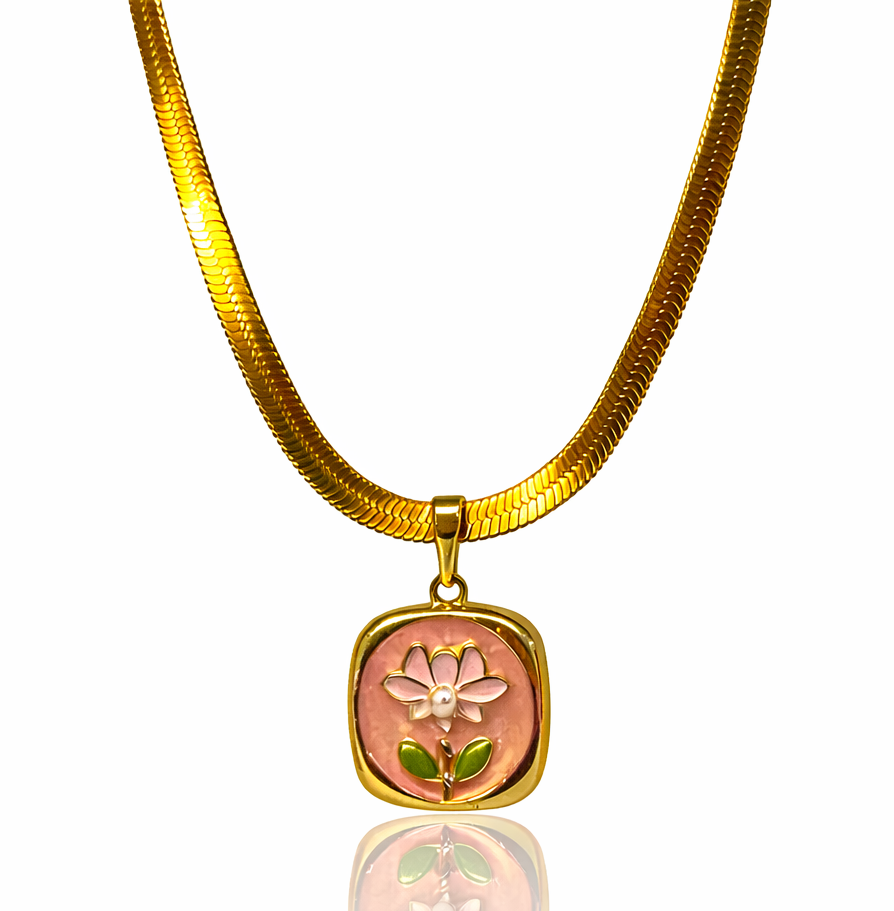 Lulu Necklace