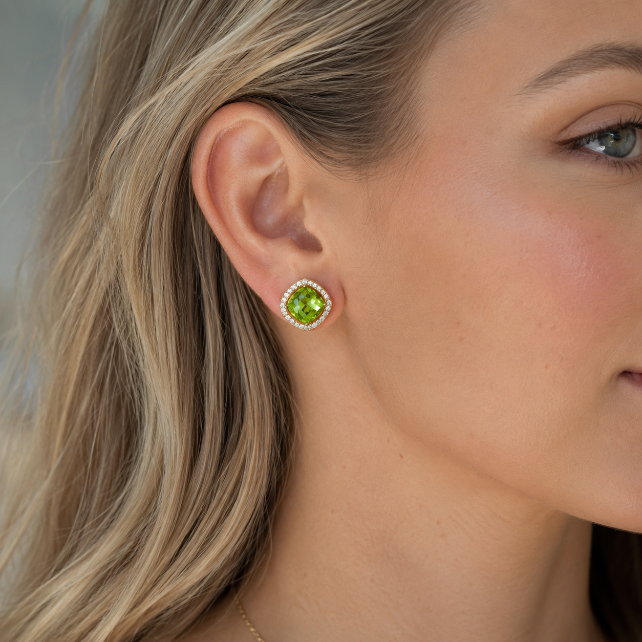 Emerald Glow Earrings