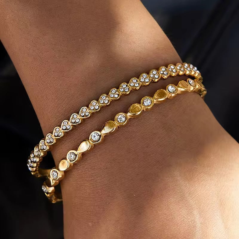 Eternal Hearts Bangle