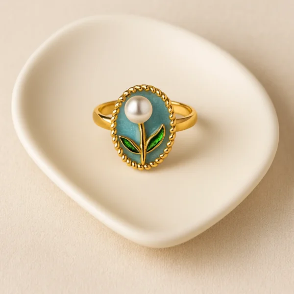 Pearl Queen Adjustable Ring– 18K Gold Plated