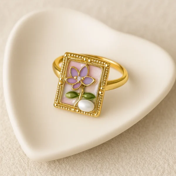 Lilly Adjustable Ring– 18K Gold Plated