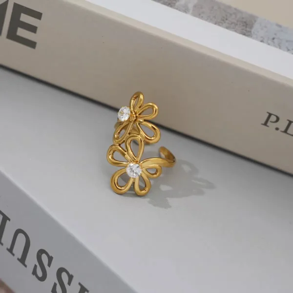 Open Flower Adjustable Ring– 18K Gold Plated