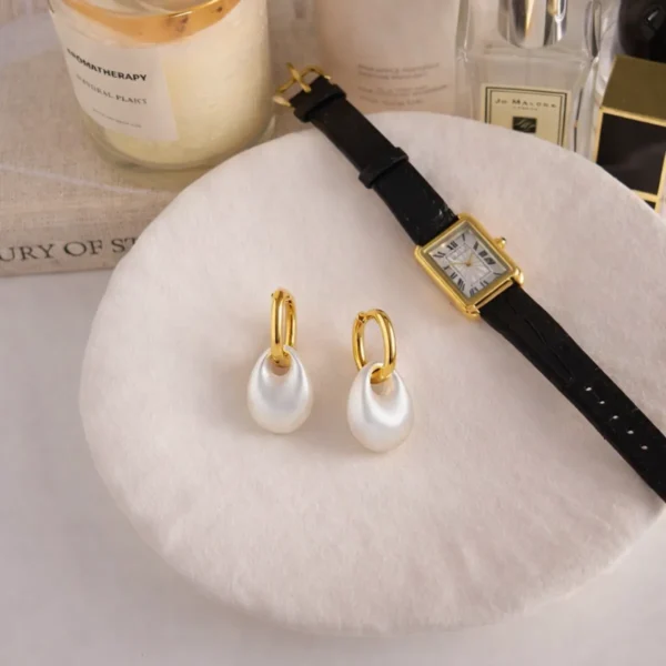 Luna Link Drop Earrings