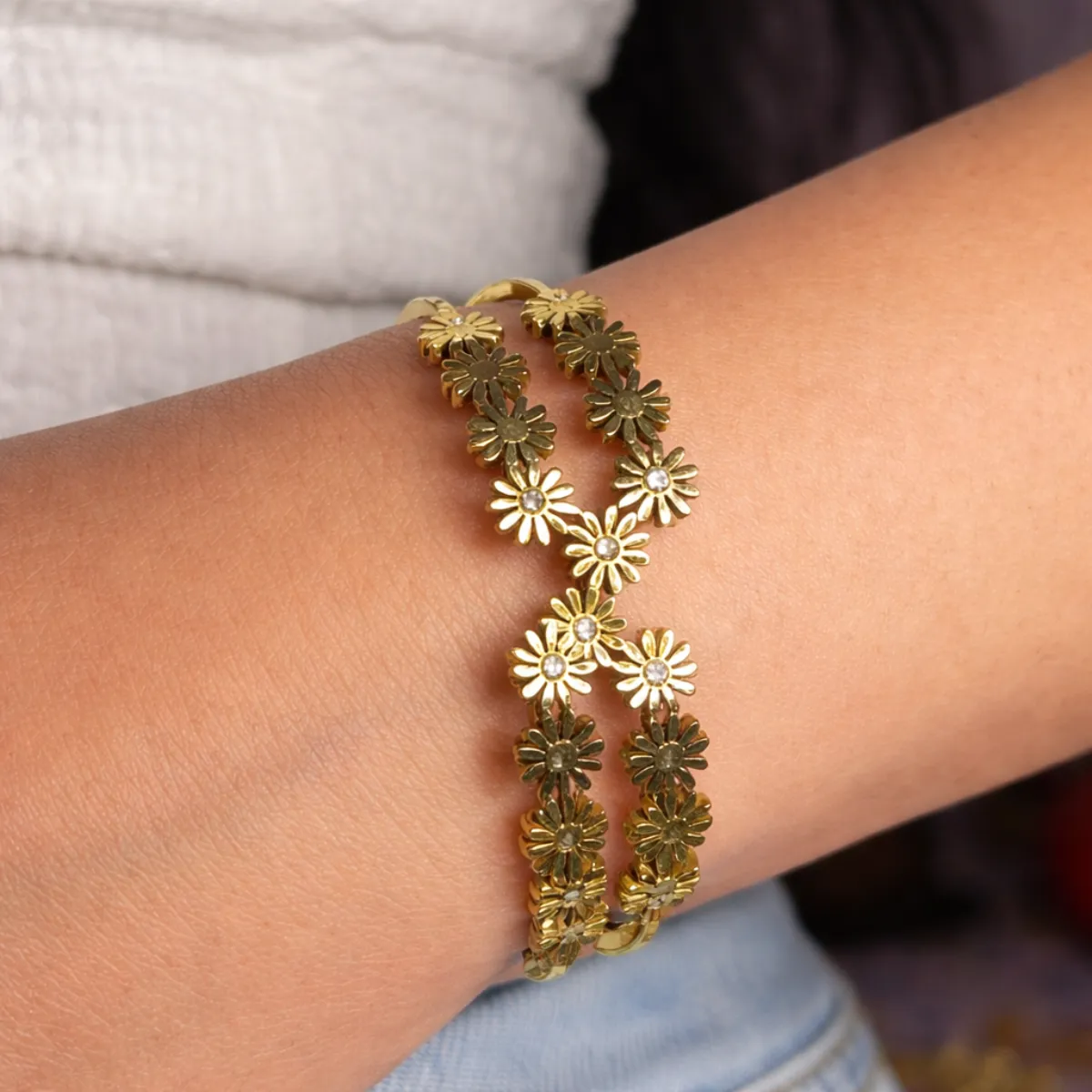 Tiara Bangle Bracelet– 18K Gold Plated