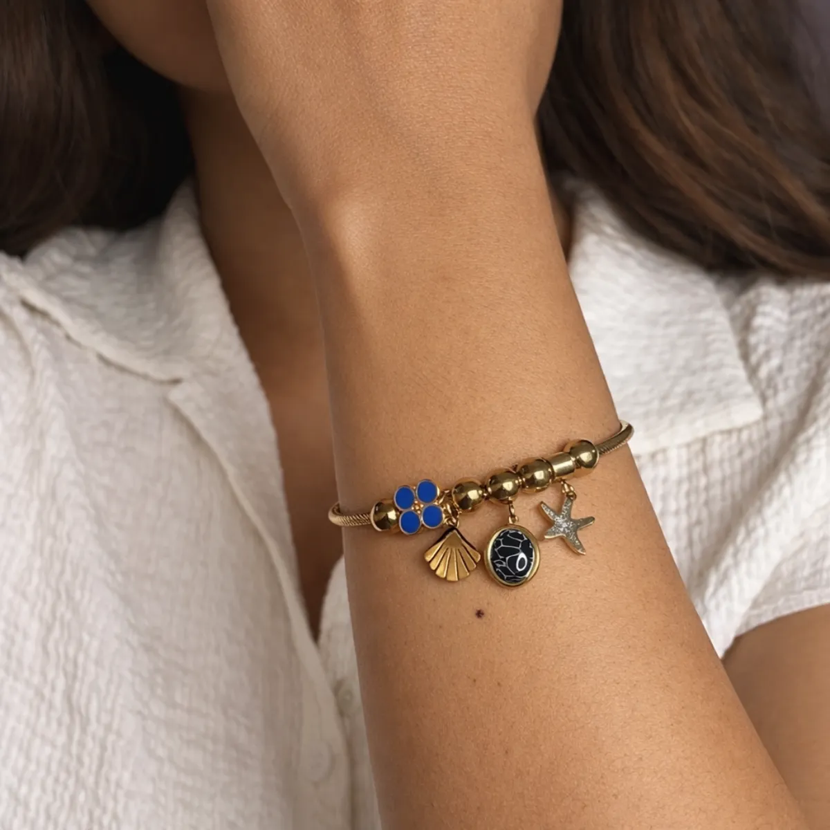 Zelda Luxe Natural Stone Charm Bracelet– 18K Gold Plated