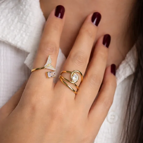 Fishtail Zircon Adjustable Ring