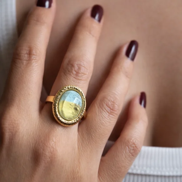 Vintage Mother of Pearl Adjustable Ring