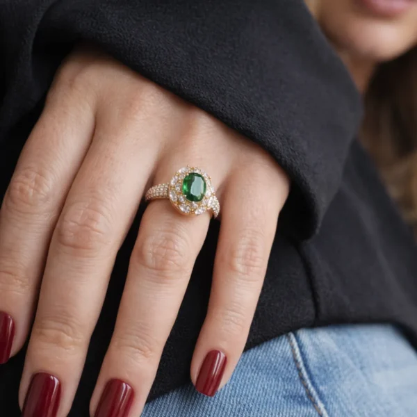 Oval Green Zircon Luxury Ring
