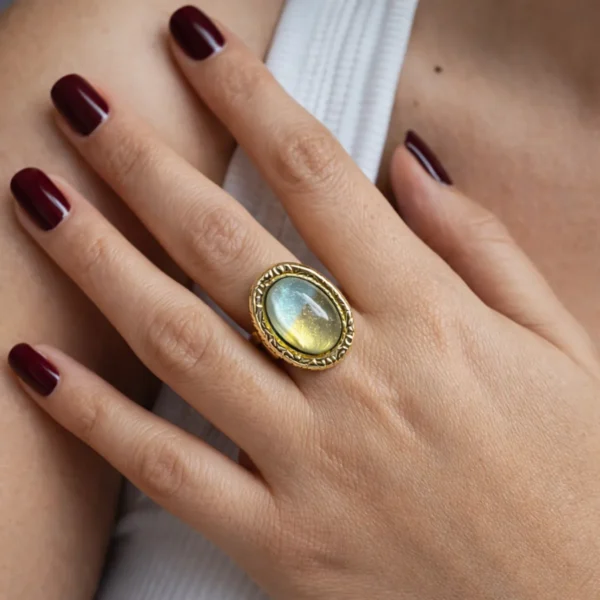 Vintage Mother of Pearl Adjustable Ring