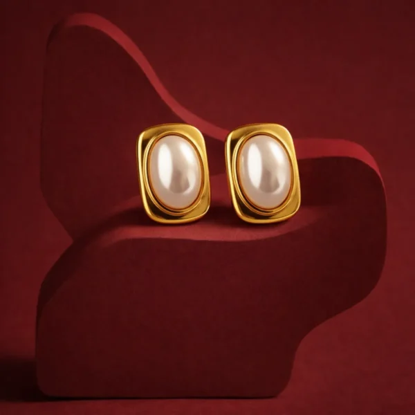 Regal Pearl Earrings