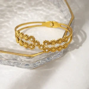 Tiara Bangle Bracelet– 18K Gold Plated