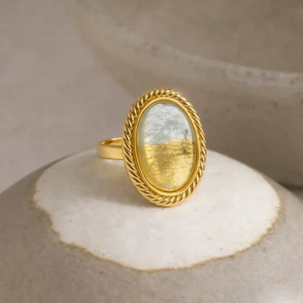 Vintage Mother of Pearl Adjustable Ring