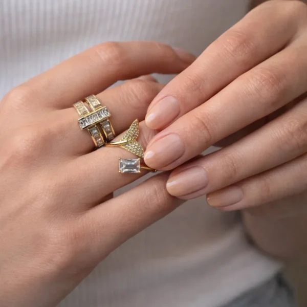 Fishtail Adjustable Ring